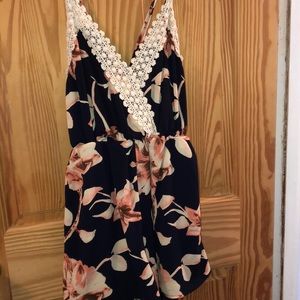 ‼️⭐️ ROMPER WITH POCKETS ⭐️‼️